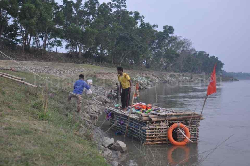 India first time empty Plastic Bottles Boat Expedition Mayapur to Kolkata - 2015