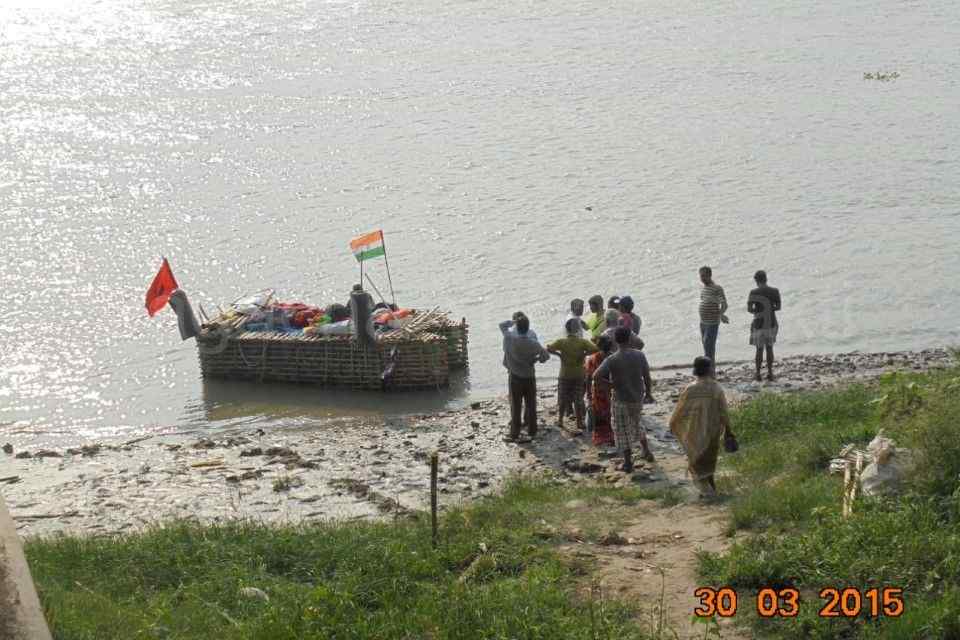 India first time empty Plastic Bottles Boat Expedition Mayapur to Kolkata - 2015