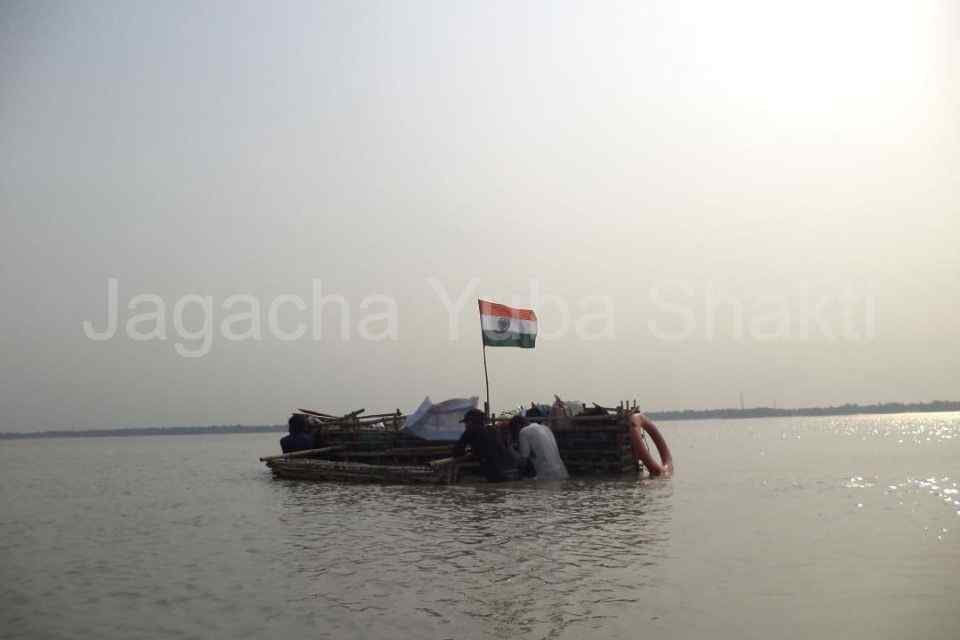 Second time in India, Empty Plastic Bottles Boat Expedition New Digha to Kolkata - 2016