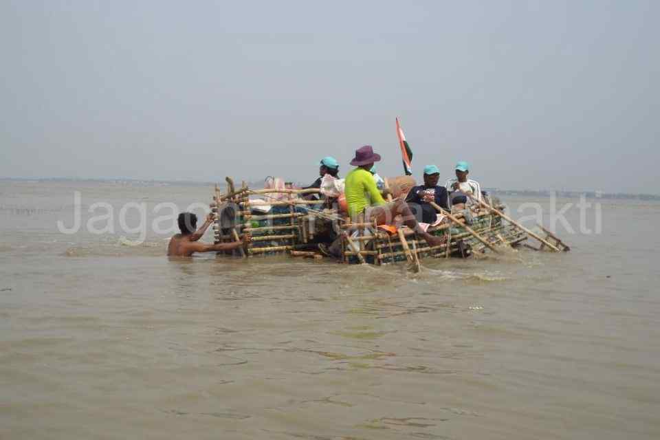 Second time in India, Empty Plastic Bottles Boat Expedition New Digha to Kolkata - 2016