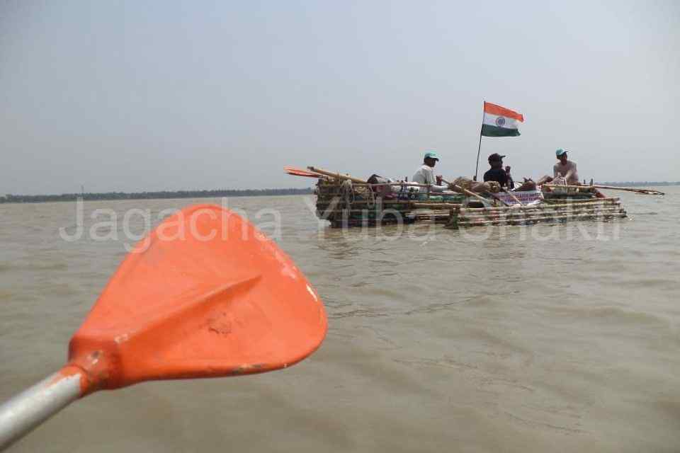 Second time in India, Empty Plastic Bottles Boat Expedition New Digha to Kolkata - 2016