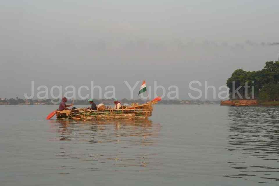 Second time in India, Empty Plastic Bottles Boat Expedition New Digha to Kolkata - 2016