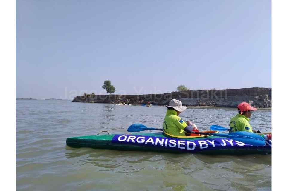 Women's Kayak Expedition from Nabadwip to Kolkata 2021