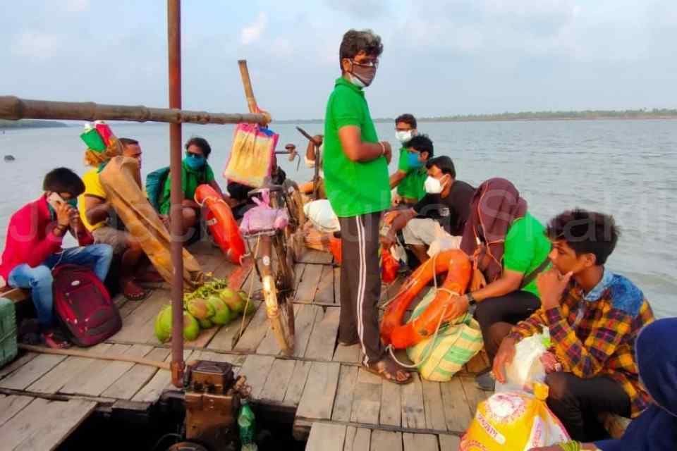 Aid to the people of Mousuni island affected by Cyclone Yaas 2021